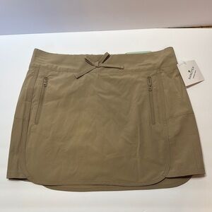 NWT Magellan Girls Large Tan Skort with Pockets